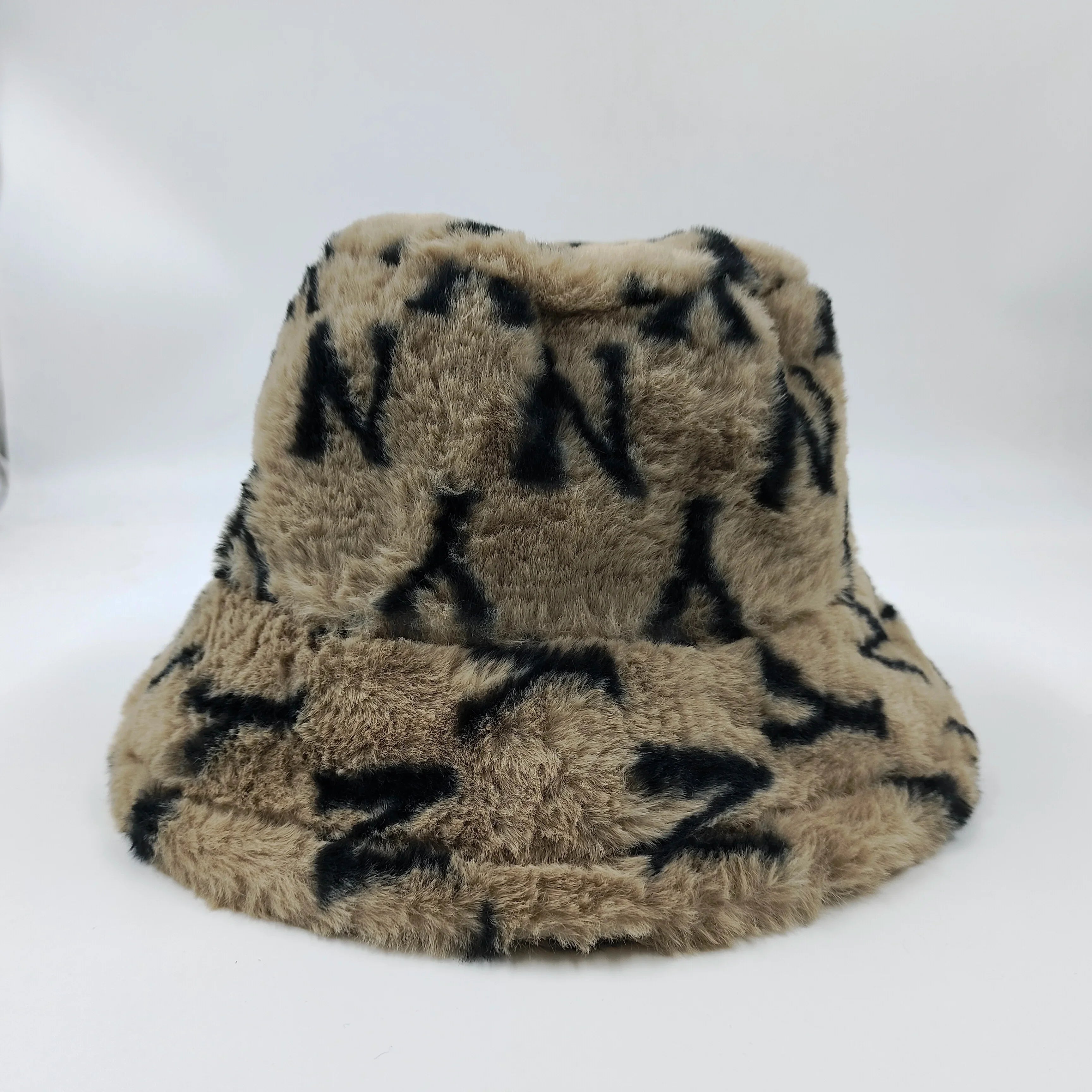 FLY Furry hat