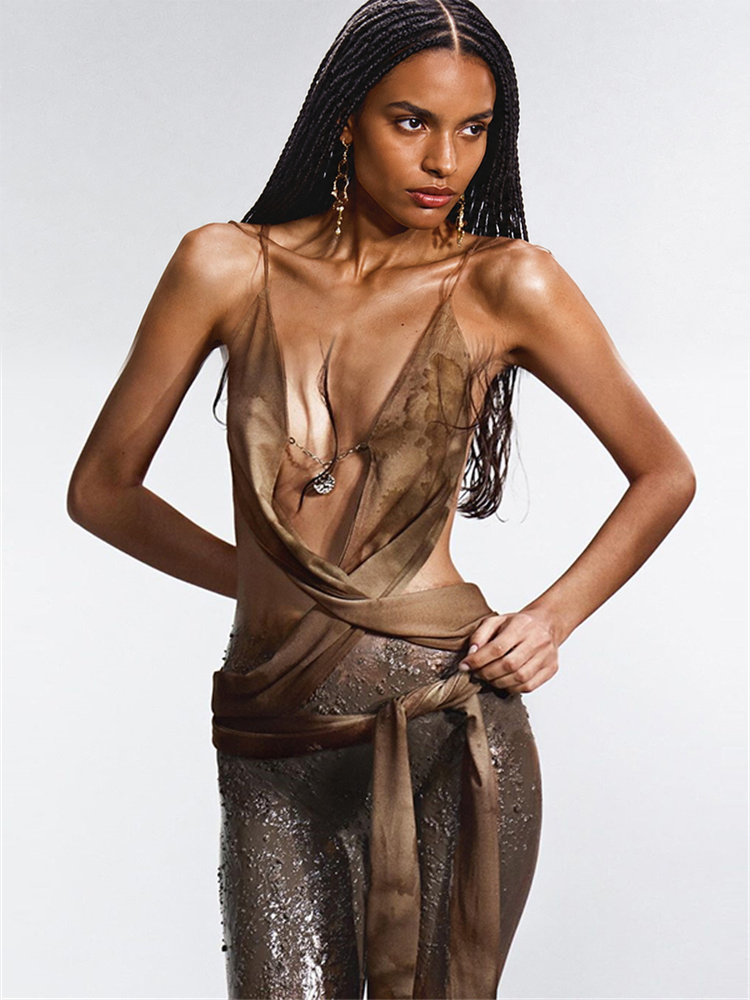 model-braids-face-edited_bb809e62-a52c-4494-b309-33cb9dd566cb.png